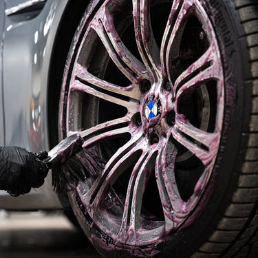 GYEON Q²M Iron Wheel Cleaner Redefined
