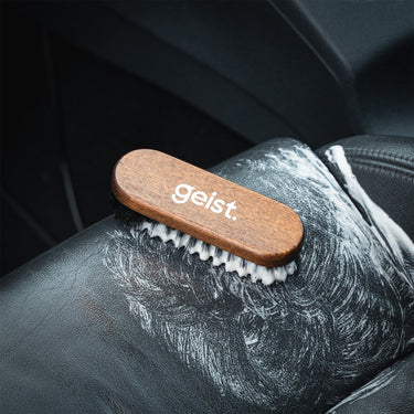 Geist Leather & Textile Brush